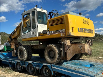 حفارة على عجلات LIEBHERR