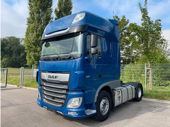 شاحنة جرار DAF XF 480