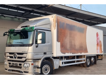 بصندوق مغلق شاحنة MERCEDES-BENZ Actros 2532