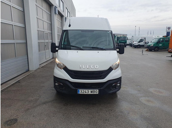 ميكروباص IVECO Daily 35s16