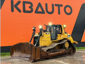 بلدوزر CATERPILLAR D6T