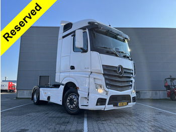 شاحنة جرار MERCEDES-BENZ Actros 1840