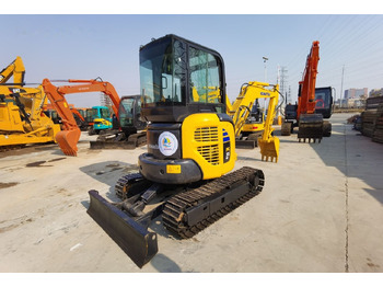 حفارة مصغرة KOMATSU PC35