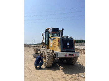 آلة تسوية الأرض XCMG gr1803 Used Road Machinery Motor Grader for Sale: صور 5