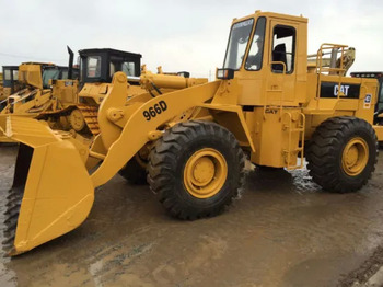 اللودر بعجل CATERPILLAR 966C