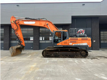 حفارات زحافة DOOSAN DX300LC