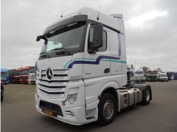 شاحنة جرار MERCEDES-BENZ Actros 1842