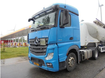 شاحنة جرار MERCEDES-BENZ Actros 1842