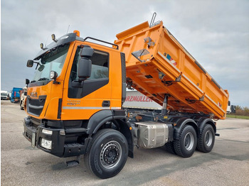 قلابات IVECO