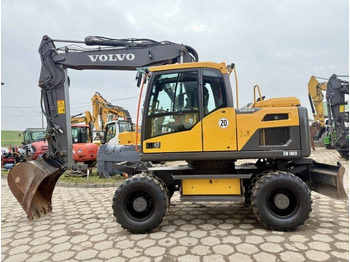 حفارة على عجلات VOLVO EW140D