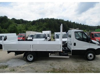 شاحنات مسطحة Iveco Daily 3.0 na bliźniaku 70C18 skrzynia, laweta, rama, HDS, 70-180 kiper: صور 5