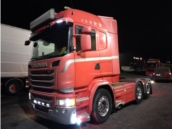 شاحنة جرار SCANIA R 490