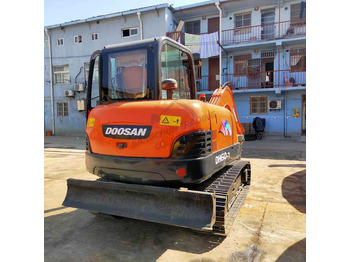 تأجير  Awesome Performance Korea Imported Small Scale Used Doosan Dx60 Excavator in Shanghai good price Awesome Performance Korea Imported Small Scale Used Doosan Dx60 Excavator in Shanghai good price: صور 5