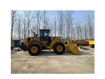 اللودر بعجل CATERPILLAR 966C