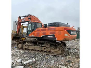 حفارة DOOSAN DX520LC