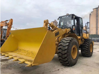 اللودر بعجل CATERPILLAR 966H