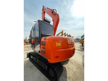 تأجير Hitachi ZX 70  Hitachi ZX 70: صور 3