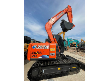 تأجير Hitachi ZX 70  Hitachi ZX 70: صور 1