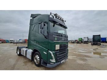 شاحنة جرار VOLVO FH