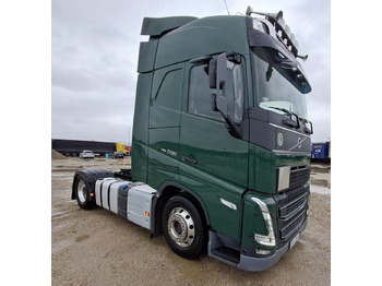 شاحنة جرار VOLVO FH