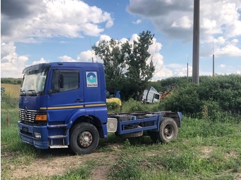 الشاسيه شاحنة MERCEDES-BENZ Atego