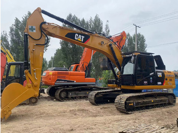 حفارات زحافة CATERPILLAR 320DL