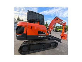 حفارة مصغرة DOOSAN DX60