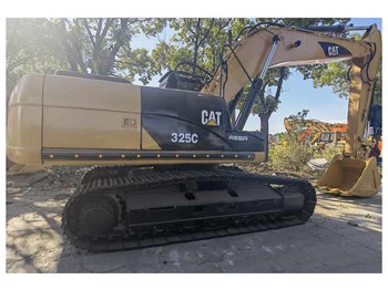 حفارات زحافة CATERPILLAR 320D2