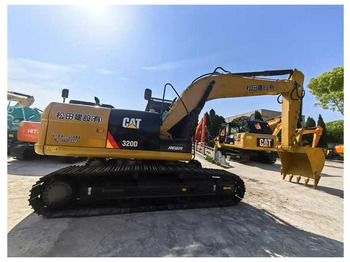 حفارات زحافة CATERPILLAR 320D