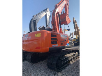 تأجير Hitachi ZX 200  Hitachi ZX 200: صور 2