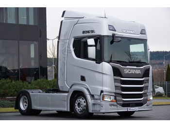 شاحنة جرار SCANIA R