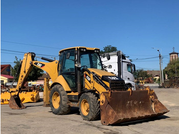 حفار متعدد الاستخدام CATERPILLAR 428F