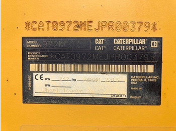 اللودر بعجل CATERPILLAR 972M