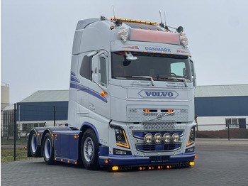 شاحنة جرار VOLVO FH16