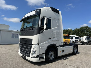 شاحنة جرار VOLVO FH13 500