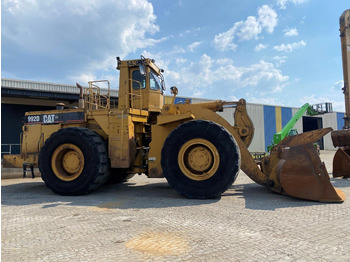 اللودر بعجل CATERPILLAR 992