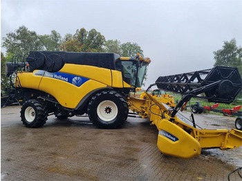 حصادة شاملة NEW HOLLAND CR9090