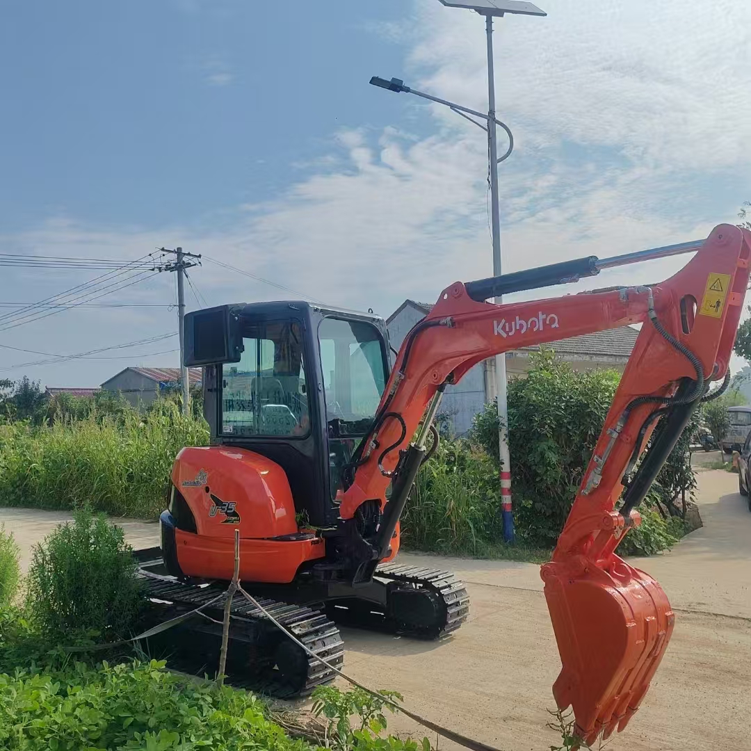 حفارة مصغرة KUBOTA U35: صور 3