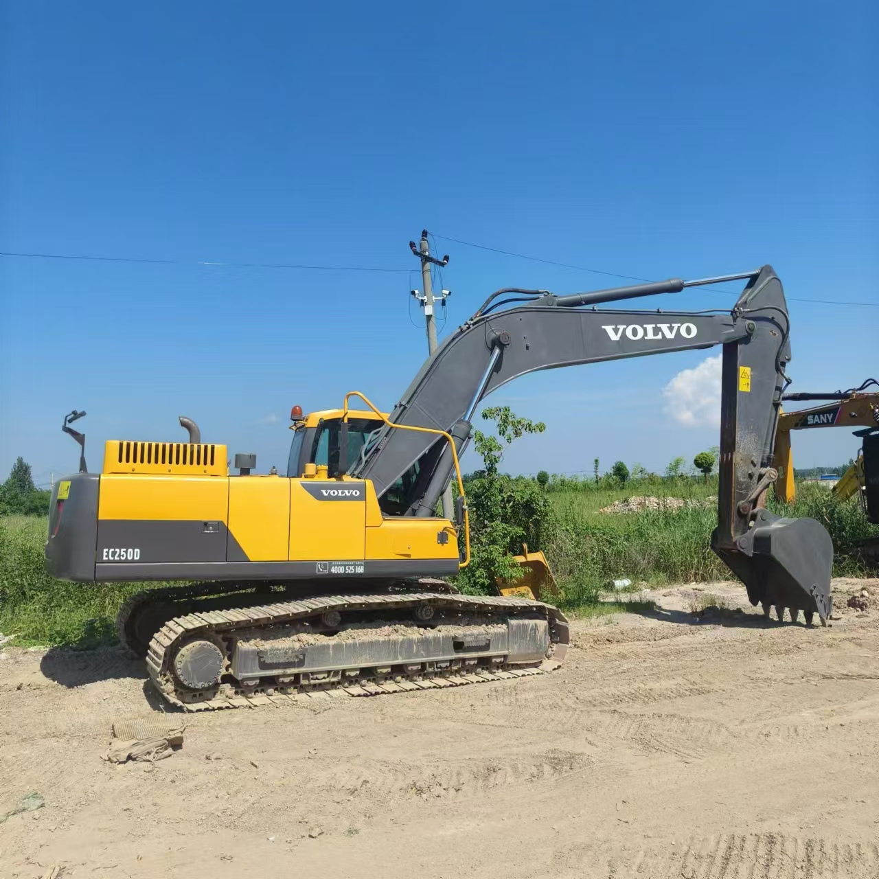 حفارات زحافة VOLVO EC250