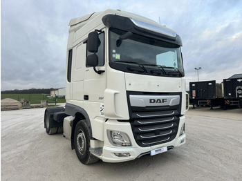 شاحنة جرار DAF XF 530