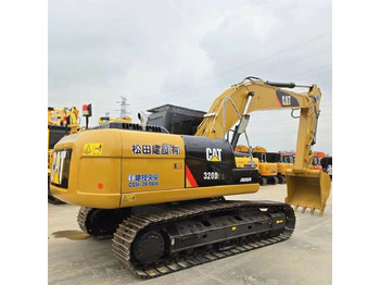 حفارات زحافة CATERPILLAR 320D2