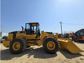 اللودر بعجل CATERPILLAR 966G