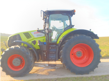 جرار CLAAS Axion 830