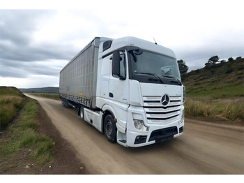 شاحنة جرار MERCEDES-BENZ Actros 1845