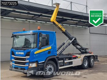 شاحنة ذات الخطاف SCANIA P 360