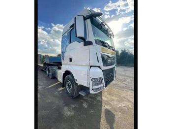 شاحنة جرار MAN TGX 33.480