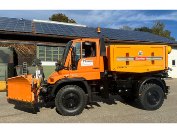 قلابات UNIMOG U500