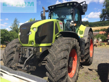 جرار CLAAS Axion 930