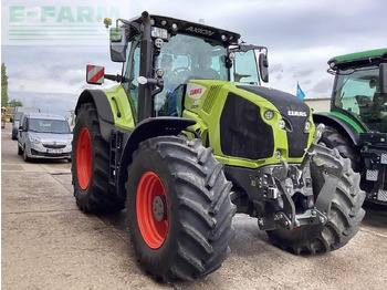 جرار CLAAS Axion 830