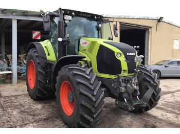 جرار CLAAS Axion 870